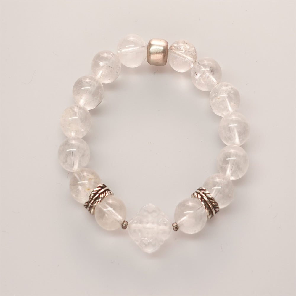 Pure Tranquility Tibetan White Quartz & Silver Wishful Cloud Bracelet